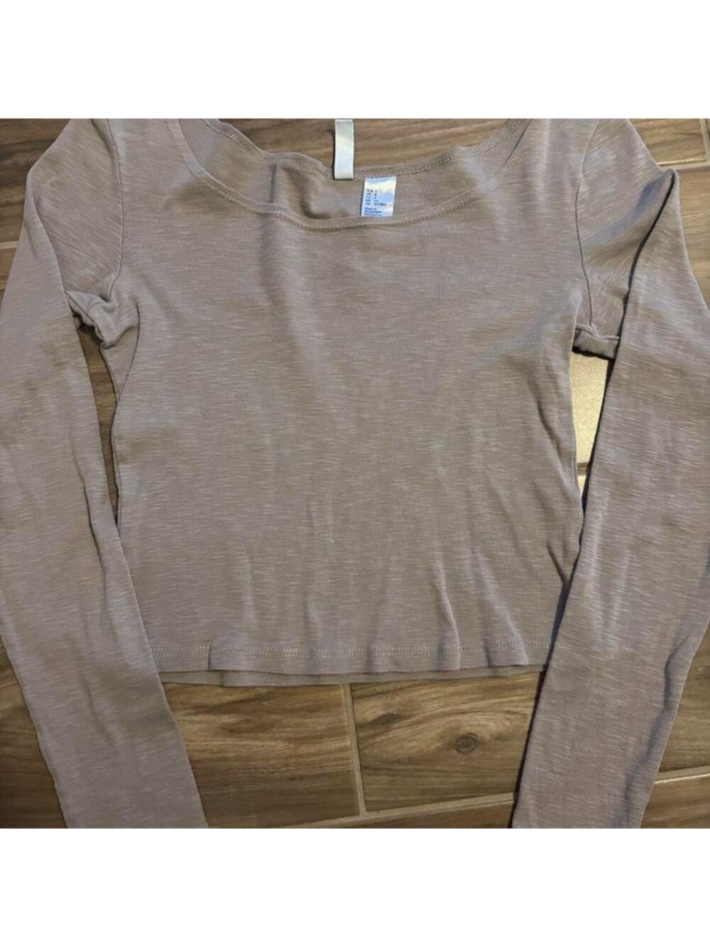 H&M brown long sleeve crop top in a S #hm #basics